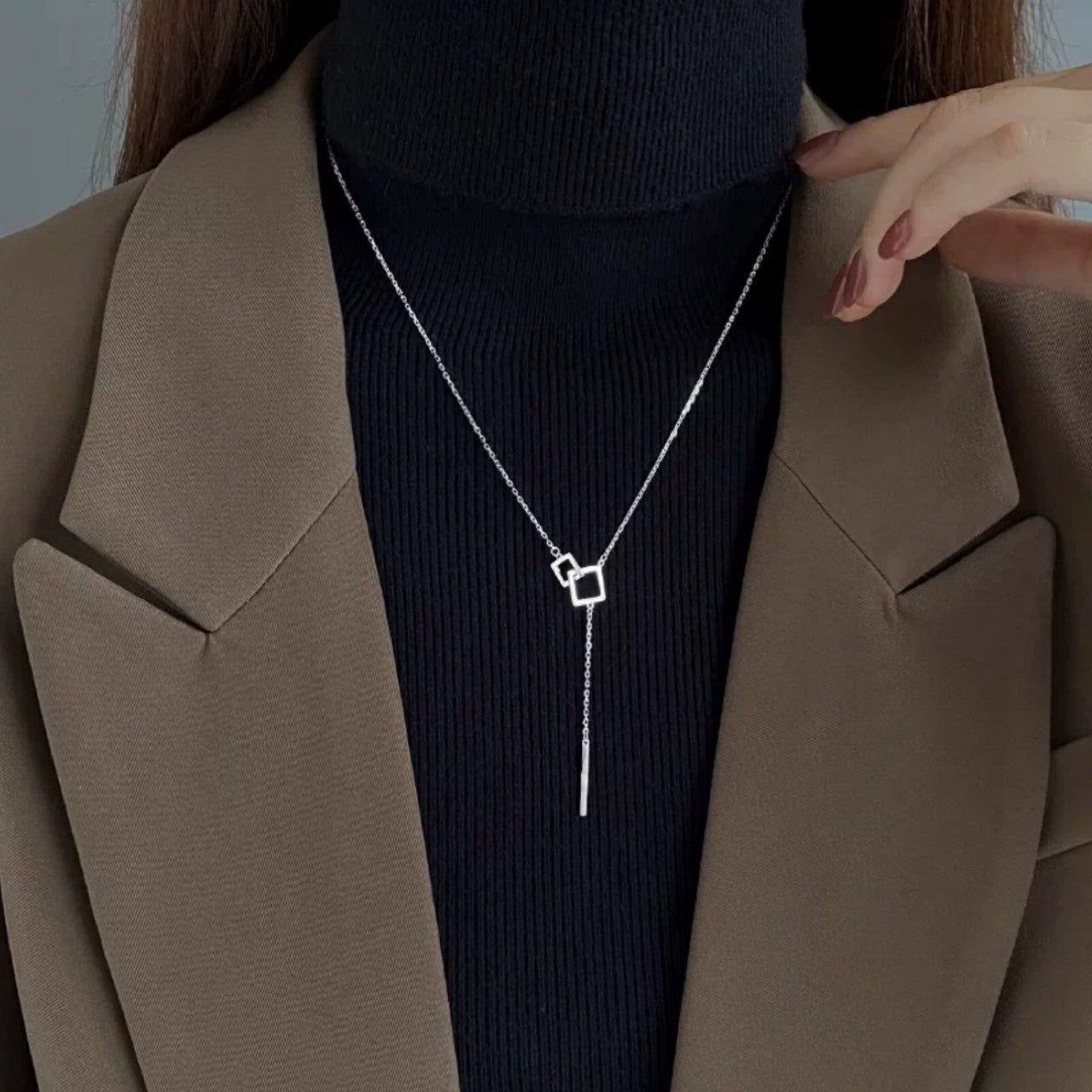 Y 2square connected necklace