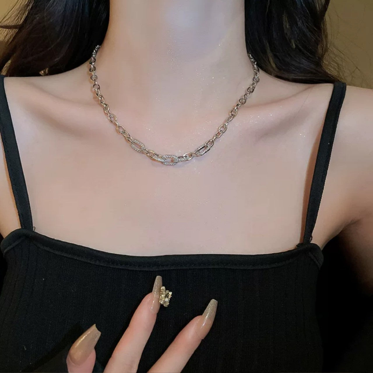 big chain shiny necklace
