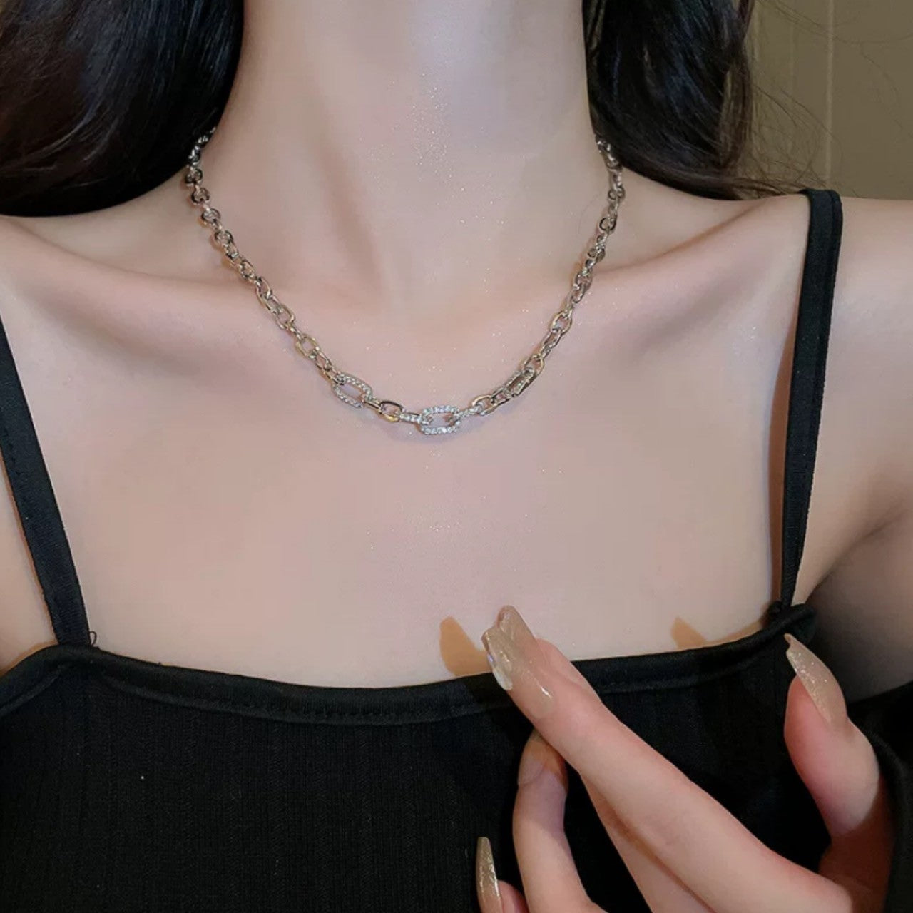 big chain shiny necklace