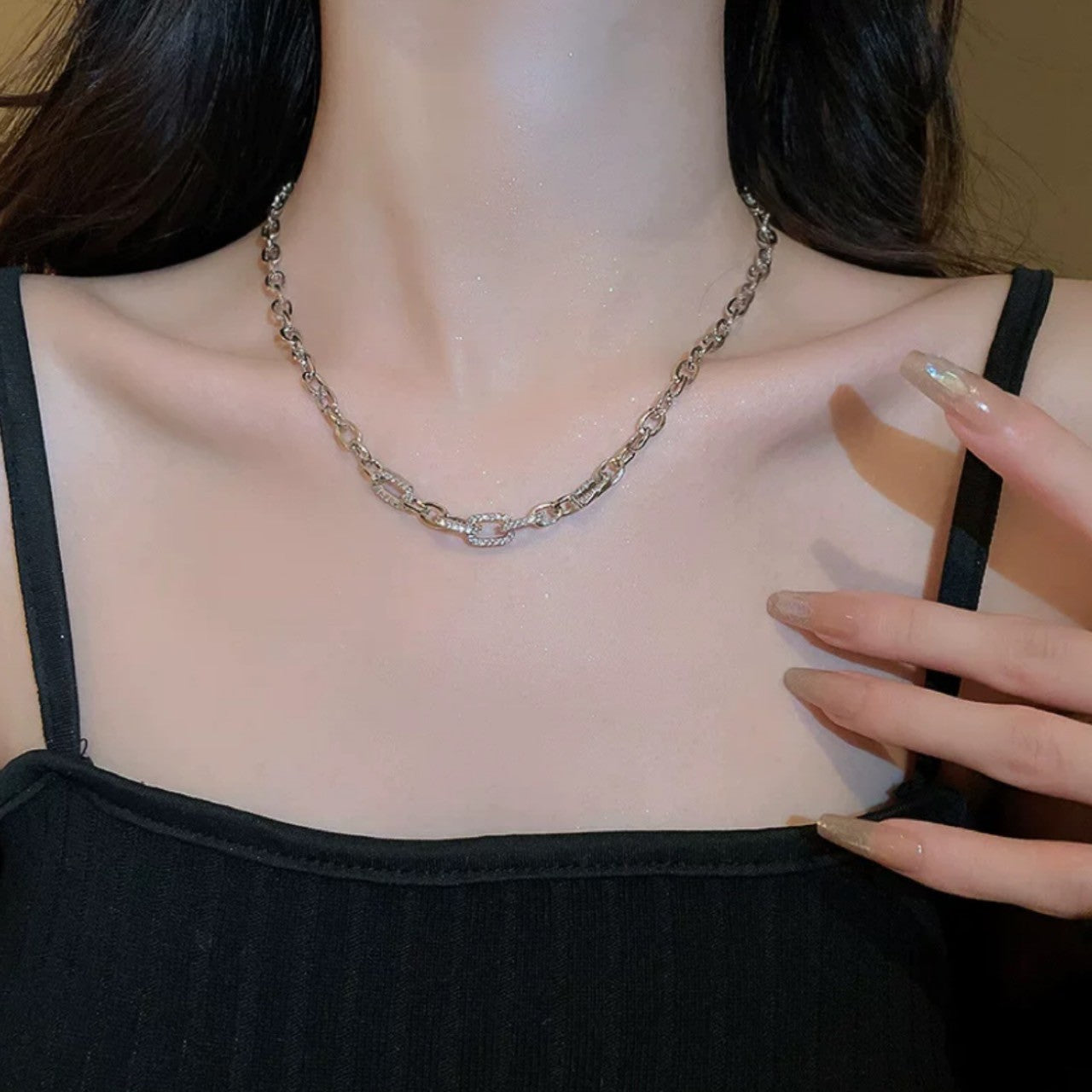 big chain shiny necklace