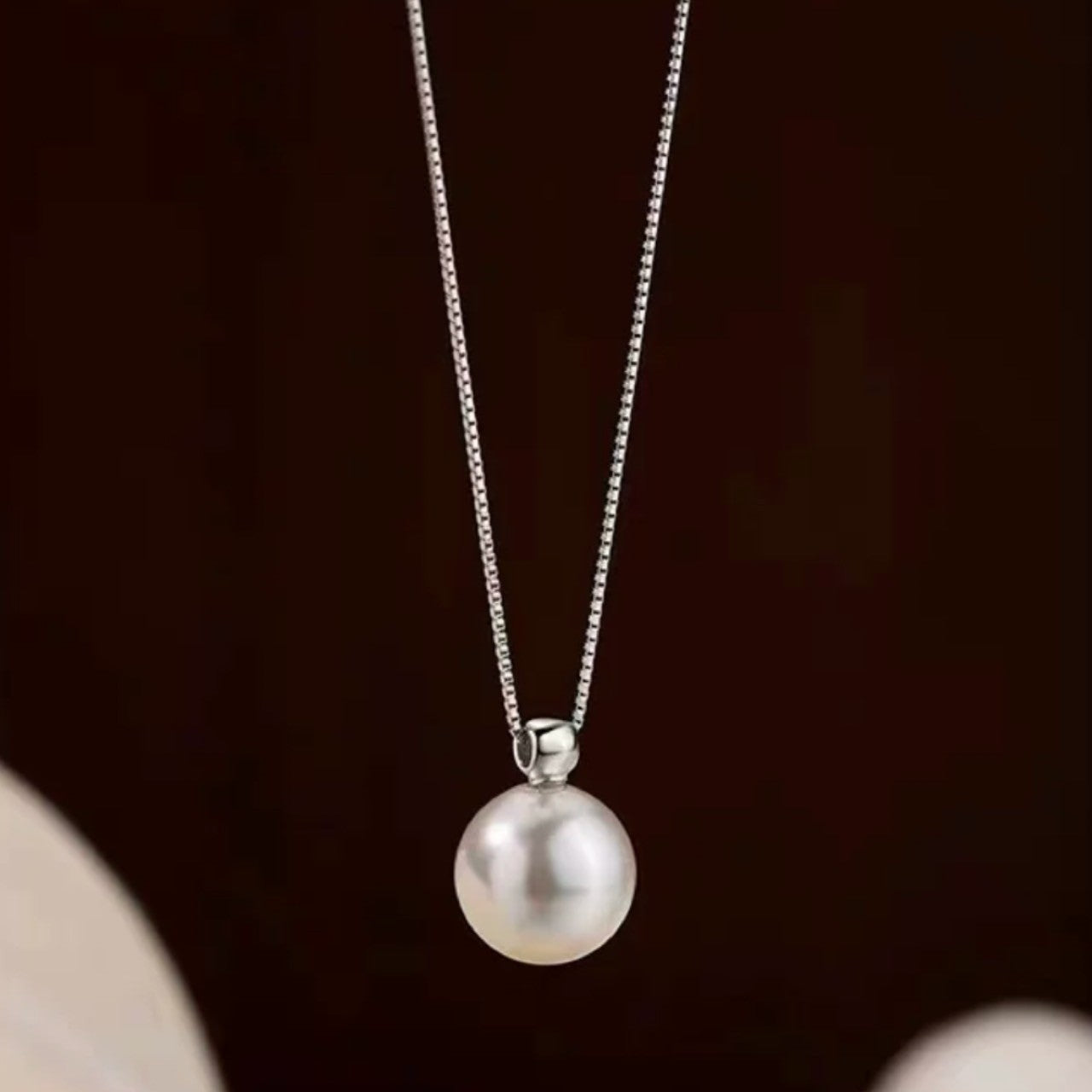 pearl necklace