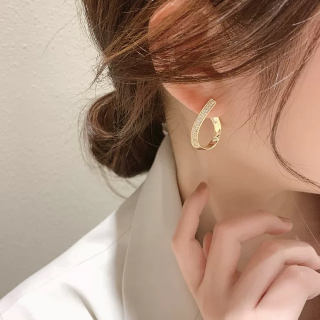 elegant drop pierce