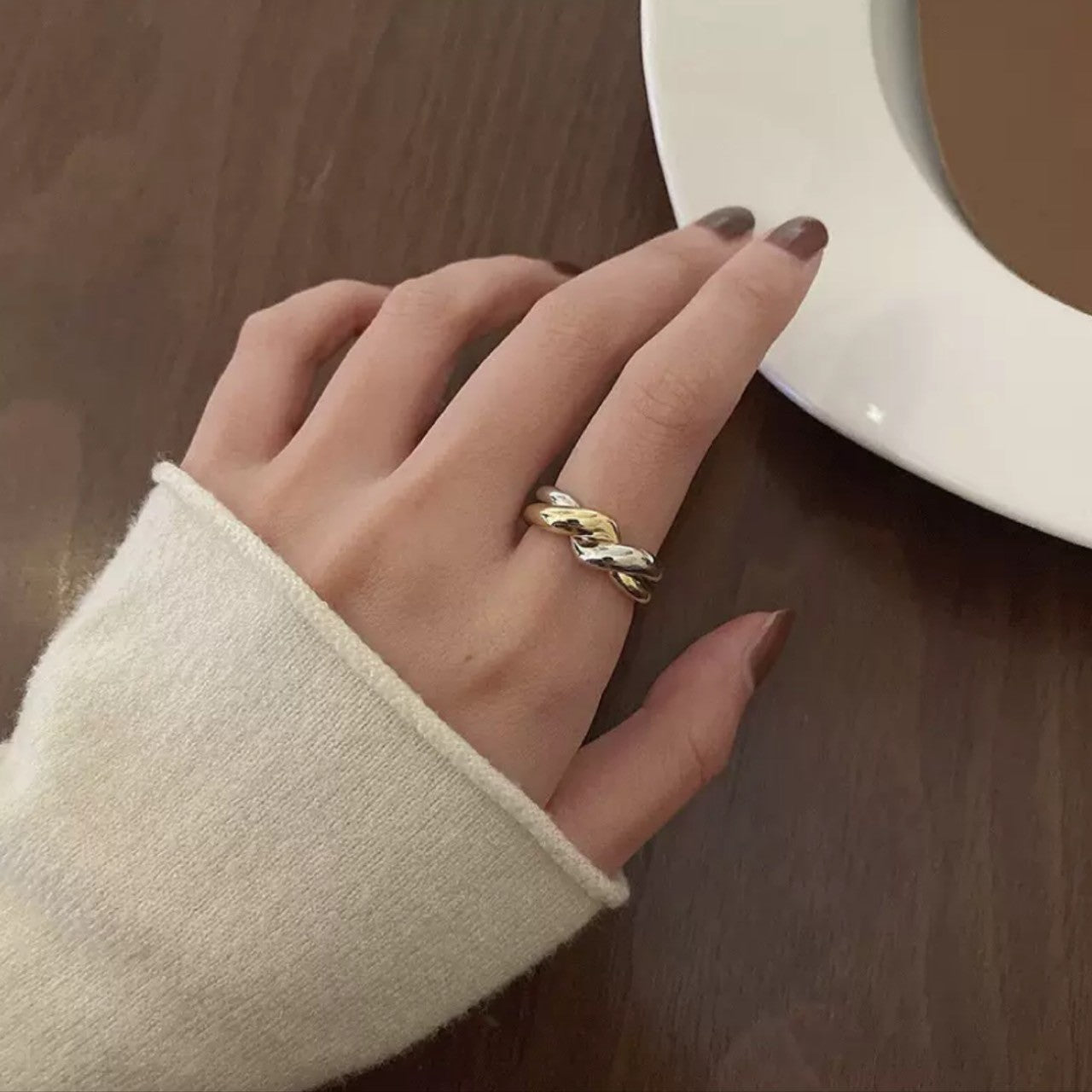 bicolor double twist ring