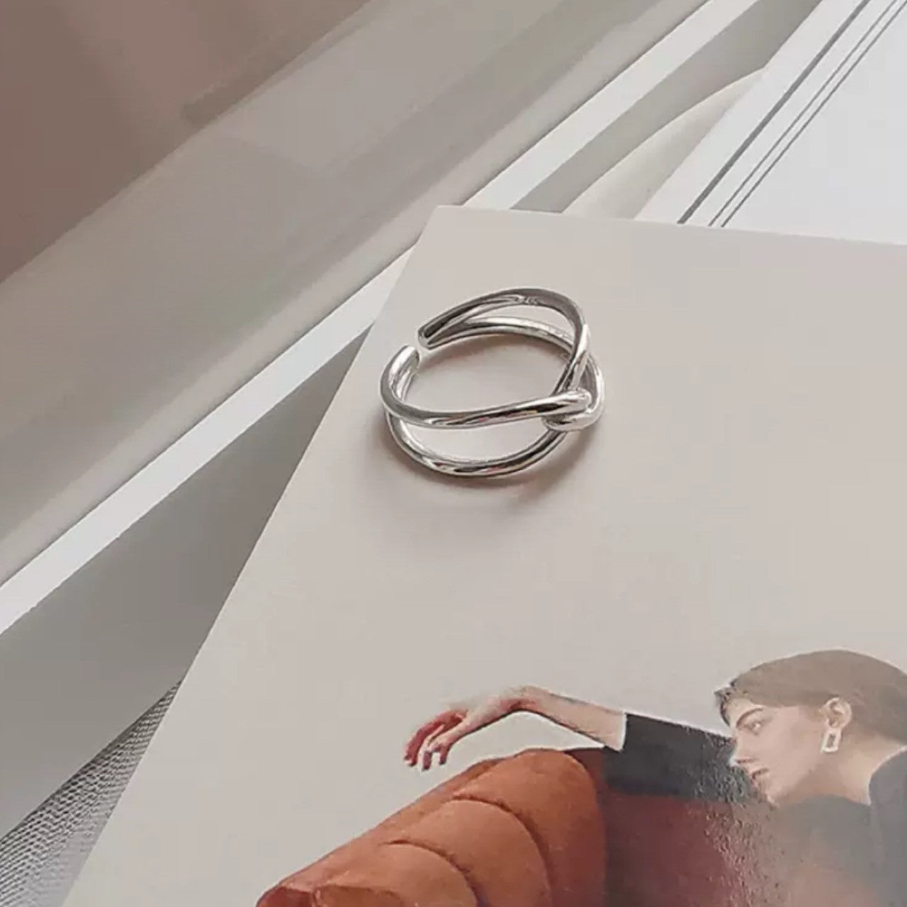 cross knot ring
