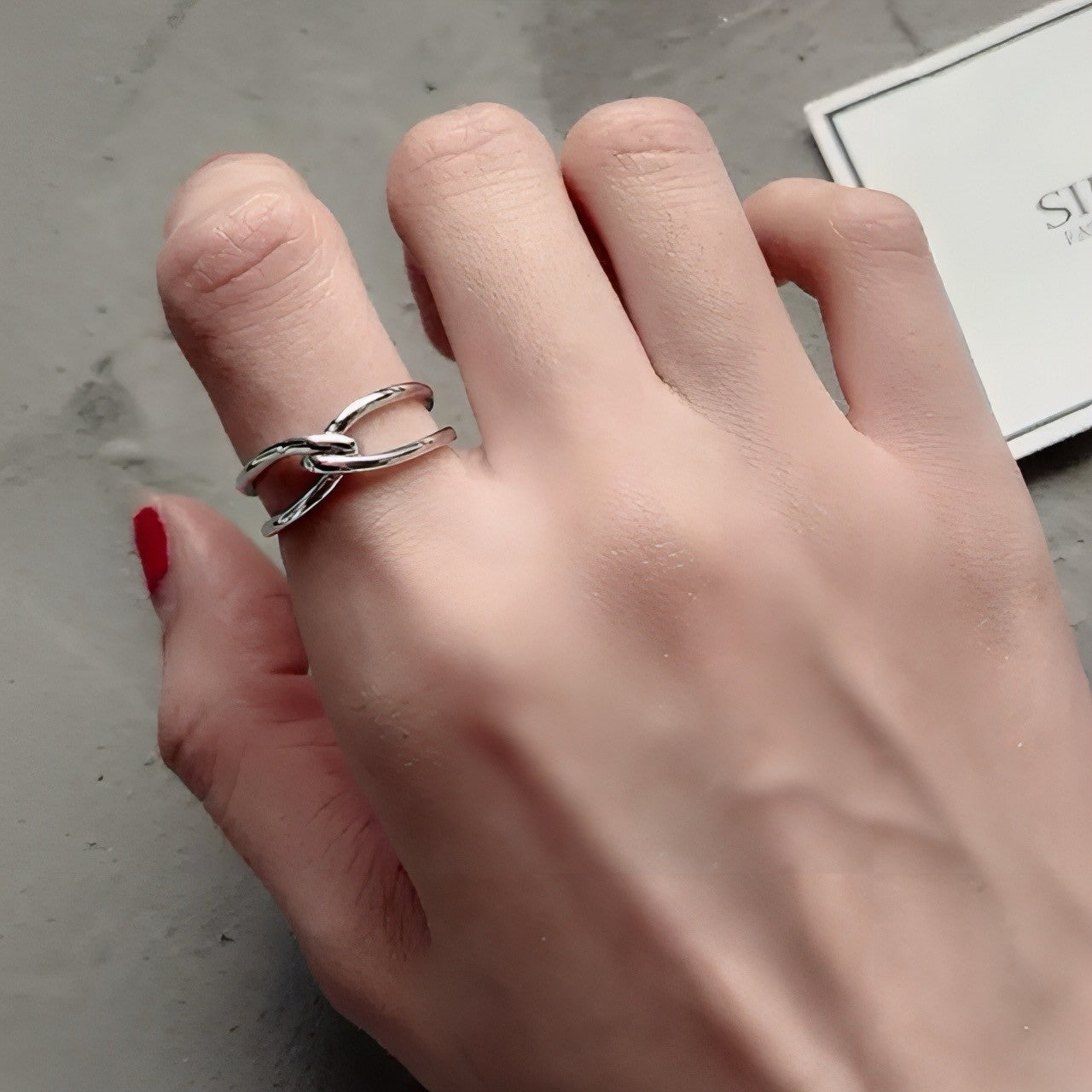 cross knot ring