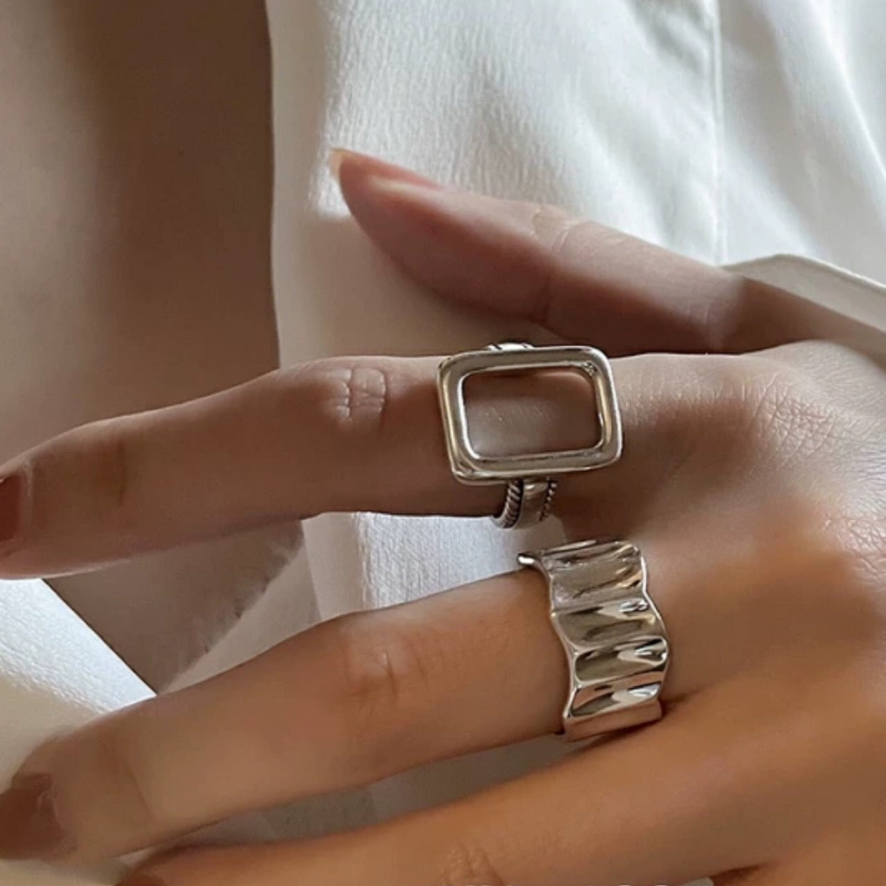 square flame ring & wide wave ring