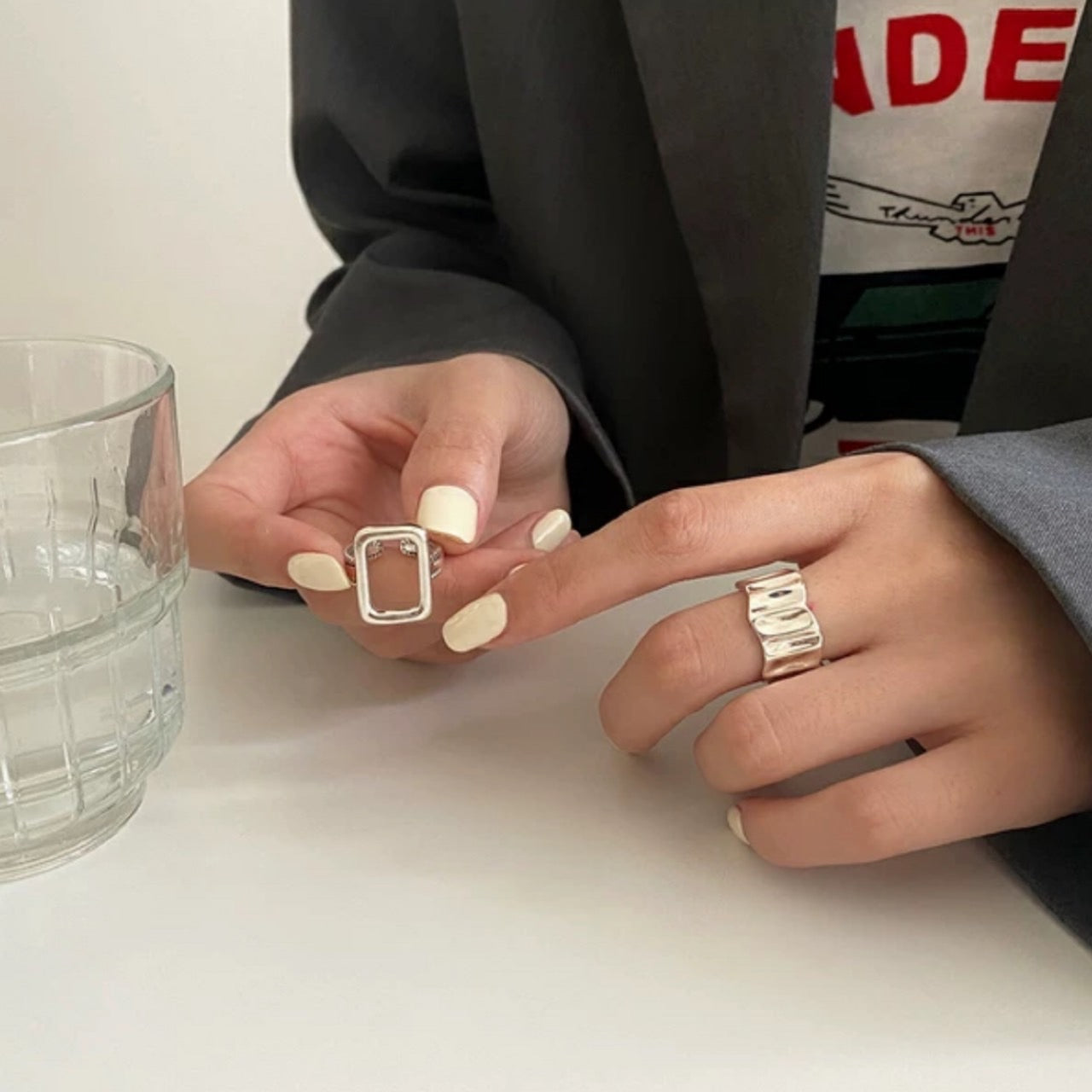 square flame ring & wide wave ring