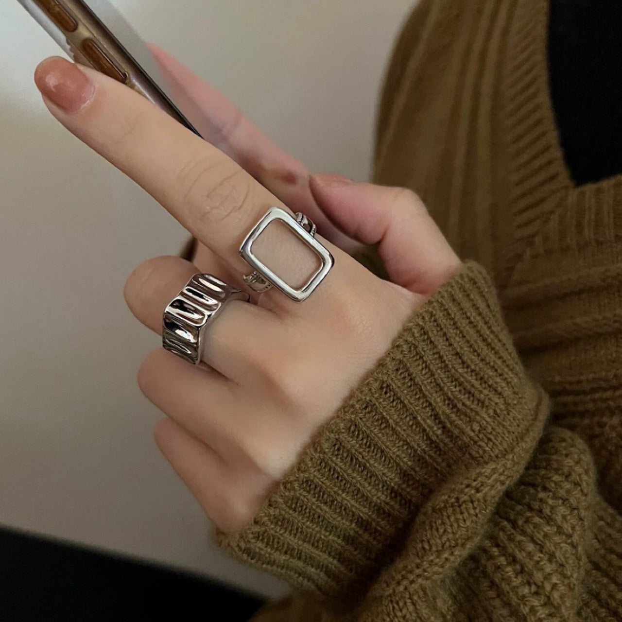square flame ring & wide wave ring