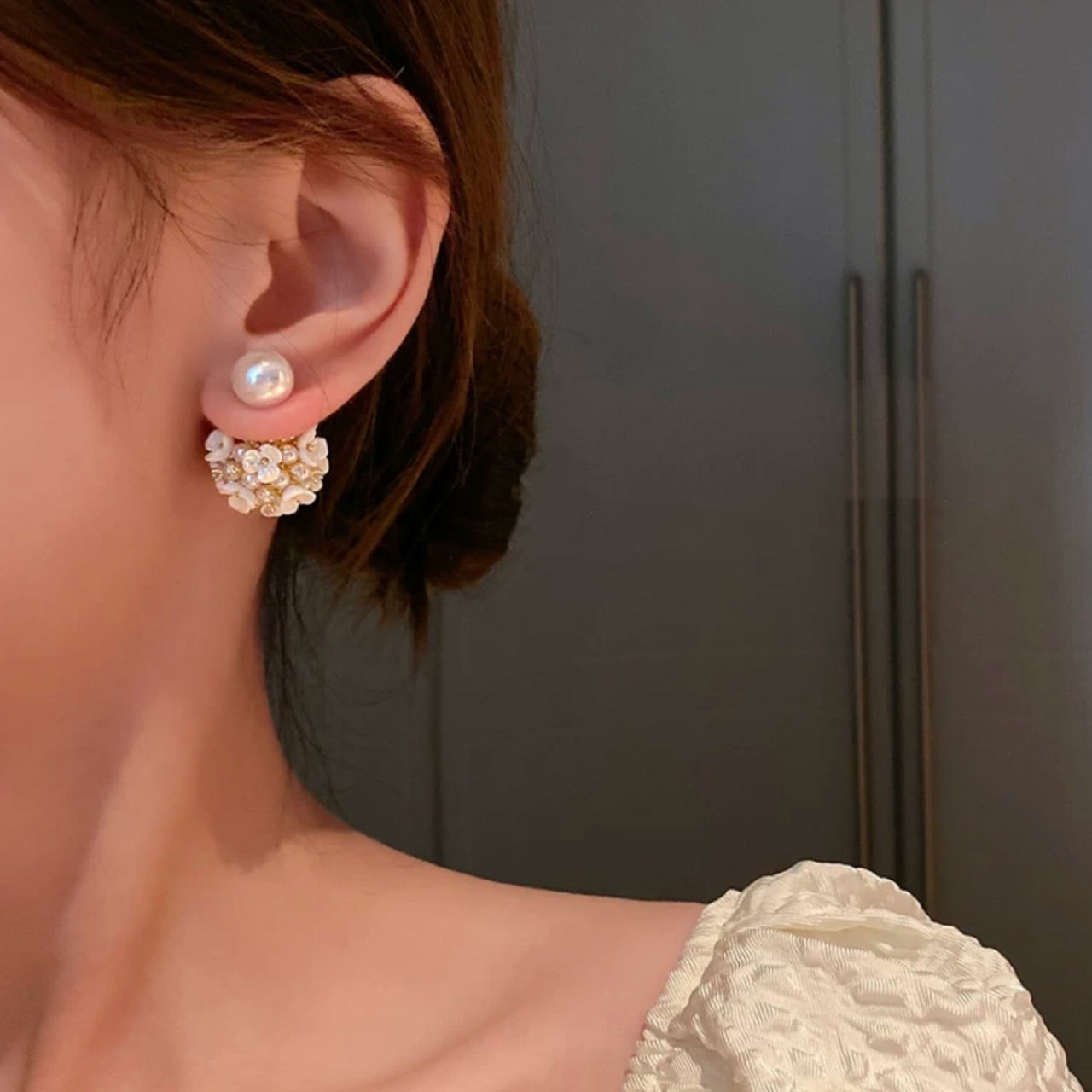 flower bouquet & pearl pierce