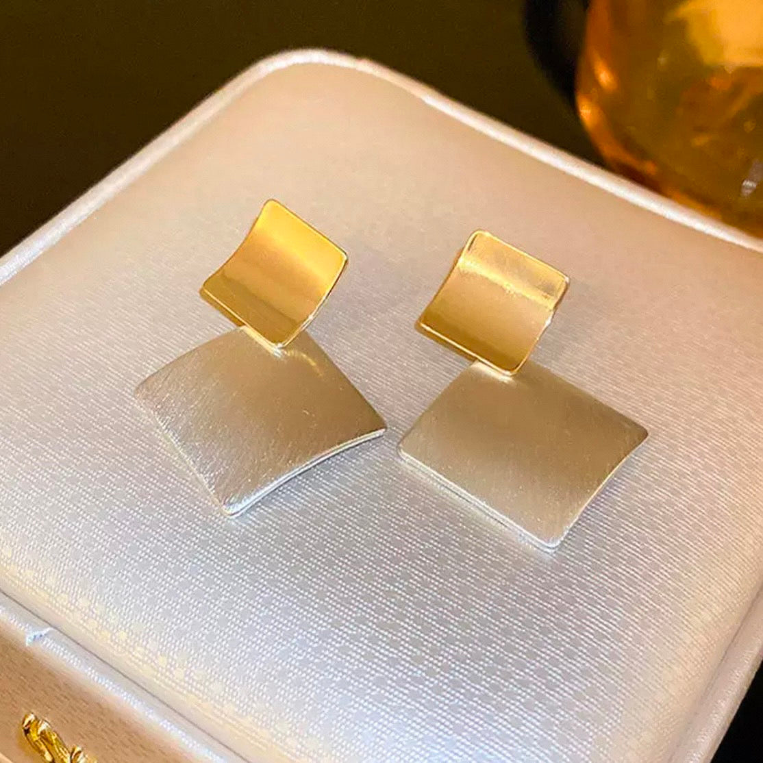 bicolor square pierce