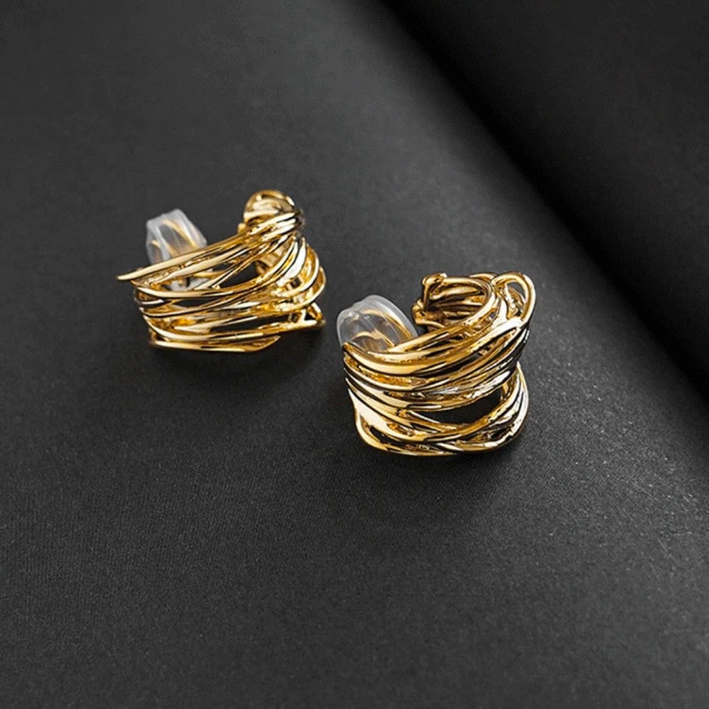 wire C earring