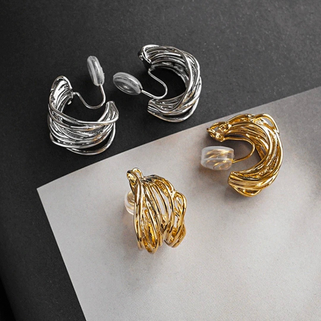 wire C earring