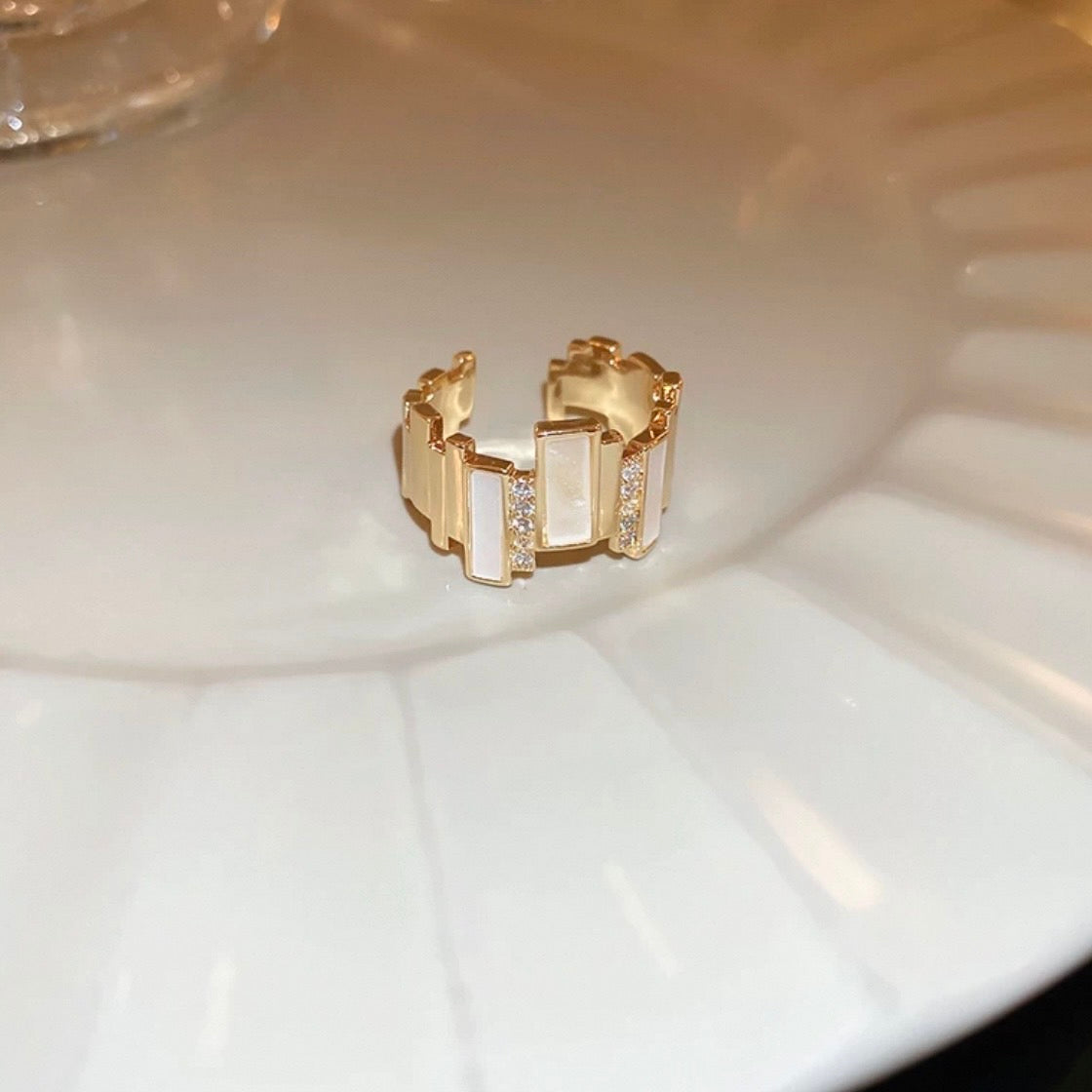 shiny panel ring
