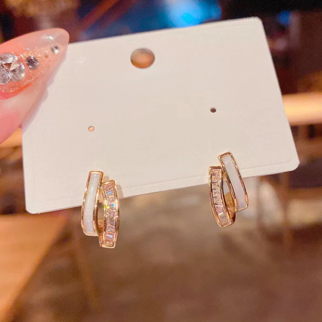 white & gold pierce