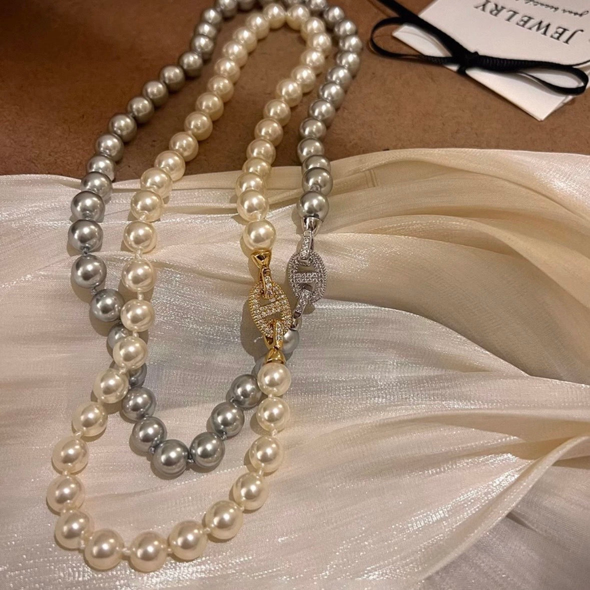 elegant pearl necklace