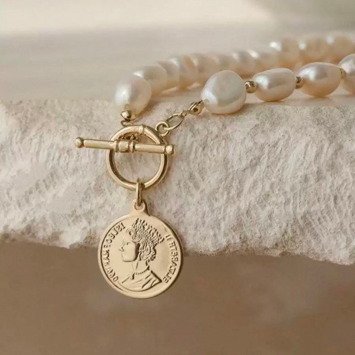 baroque pearl coin necklace