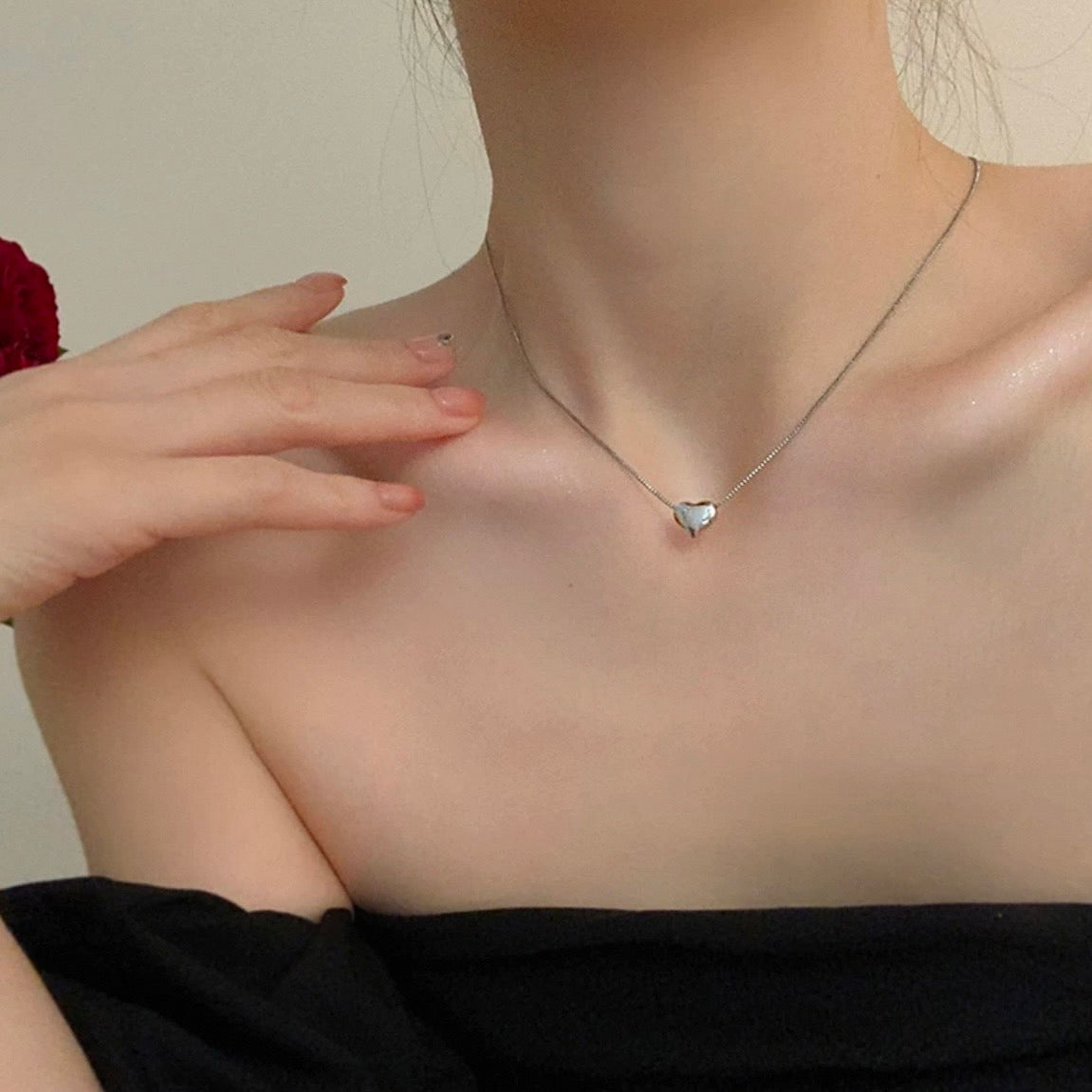 mini heart necklace
