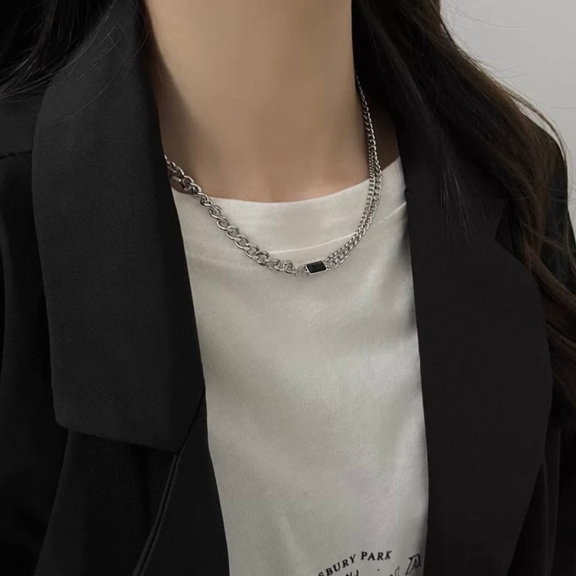 black stone & chain necklace