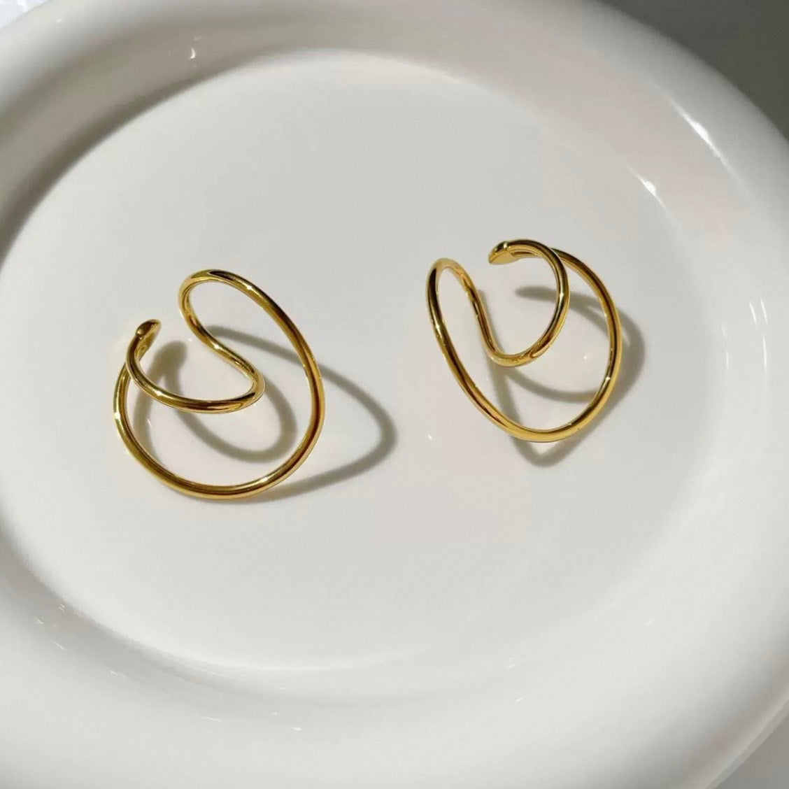 wire earcuff