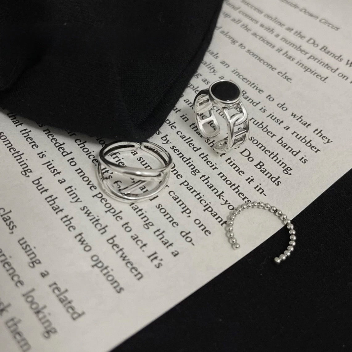 black circle ring & line Z ring & ballchain ring