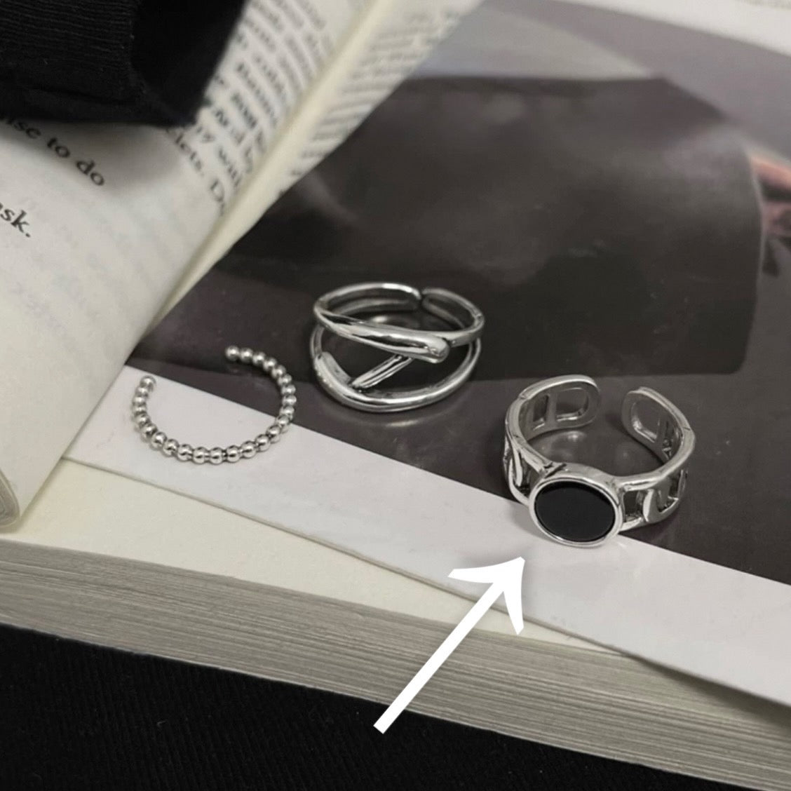 black circle ring & line Z ring & ballchain ring