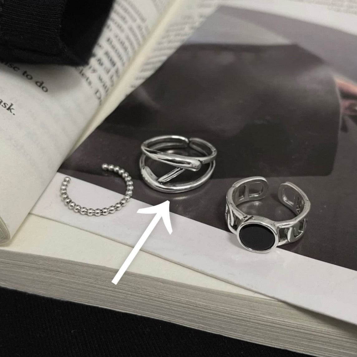 black circle ring & line Z ring & ballchain ring