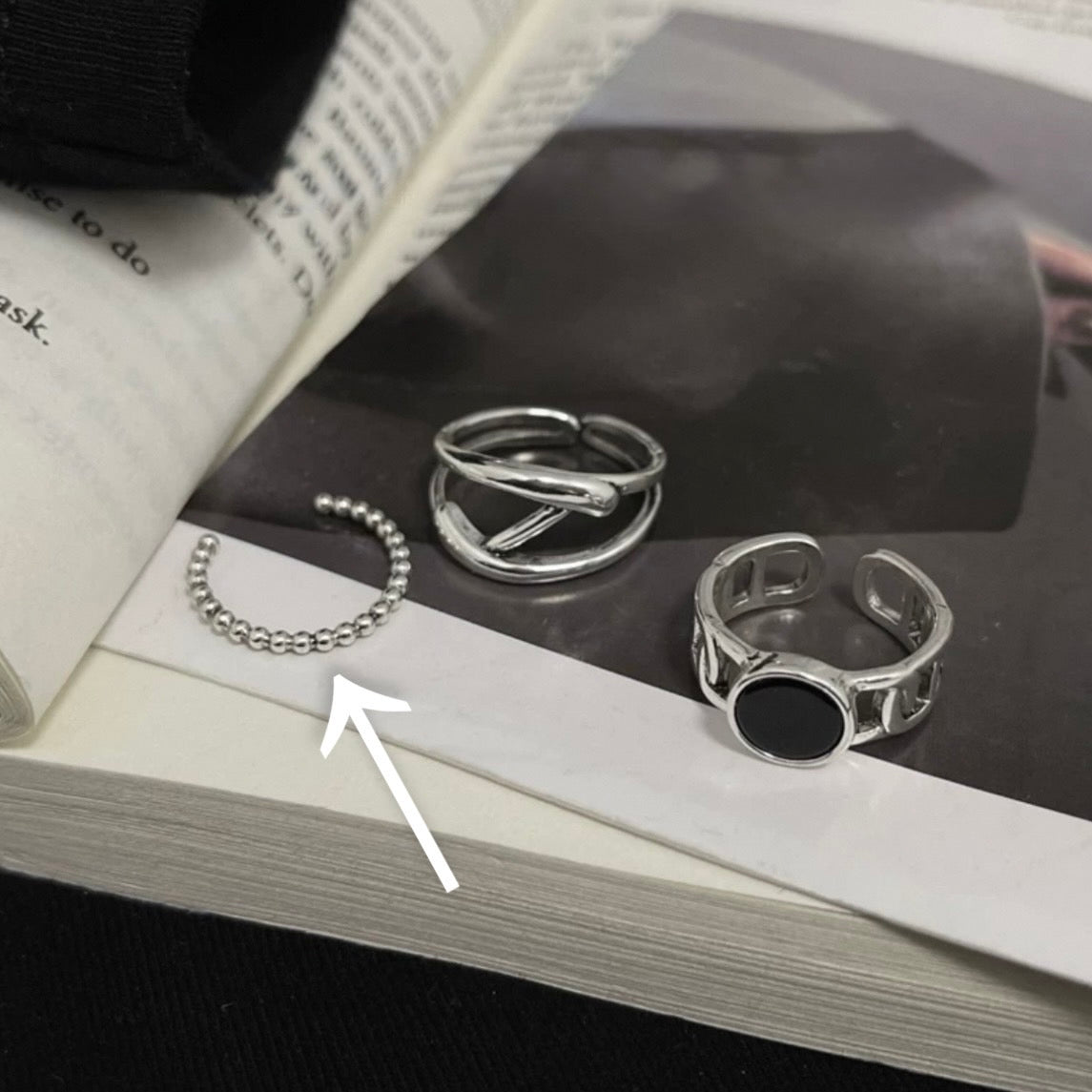 black circle ring & line Z ring & ballchain ring