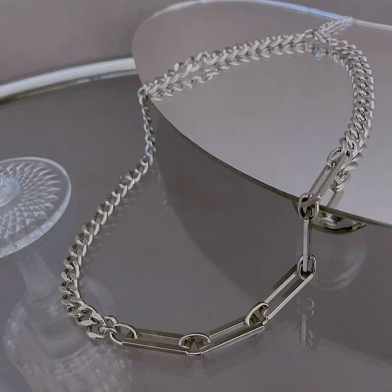 chain & chain necklace