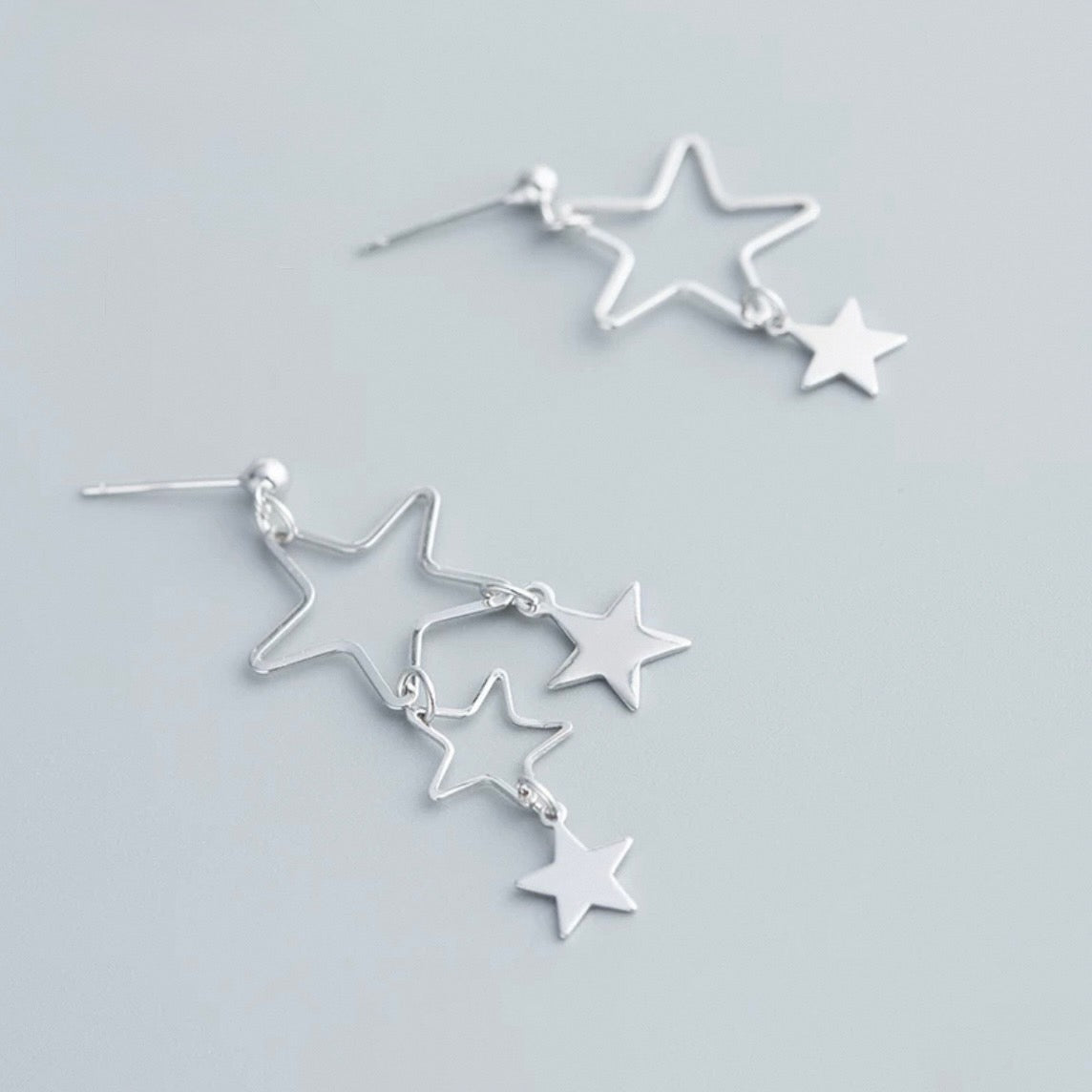 hanging stars pierce