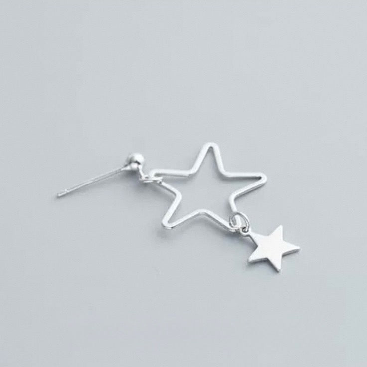 hanging stars pierce