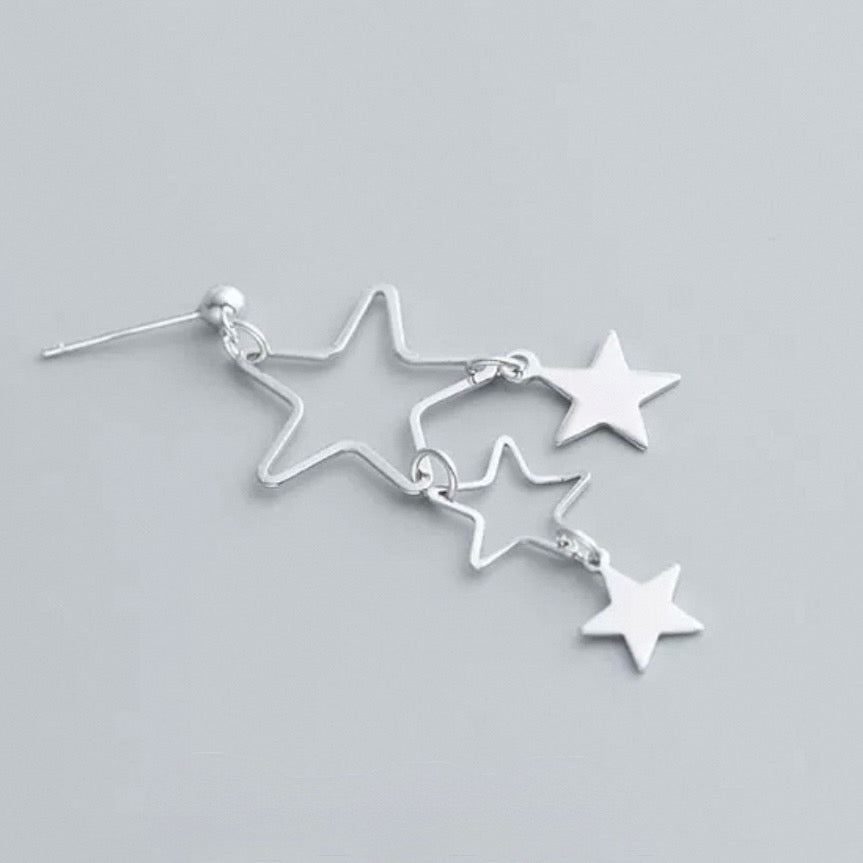 hanging stars pierce