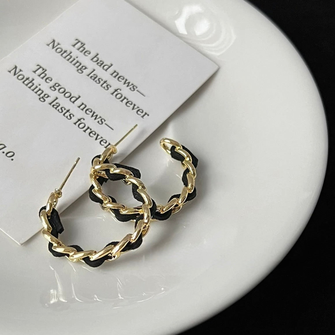 elegant black twist pierce