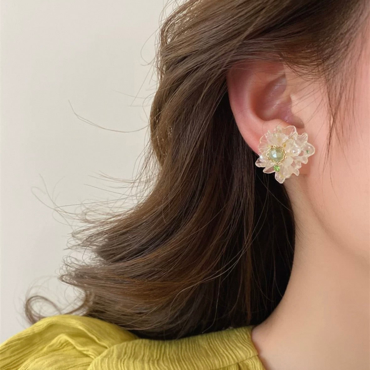 clear flower pierce
