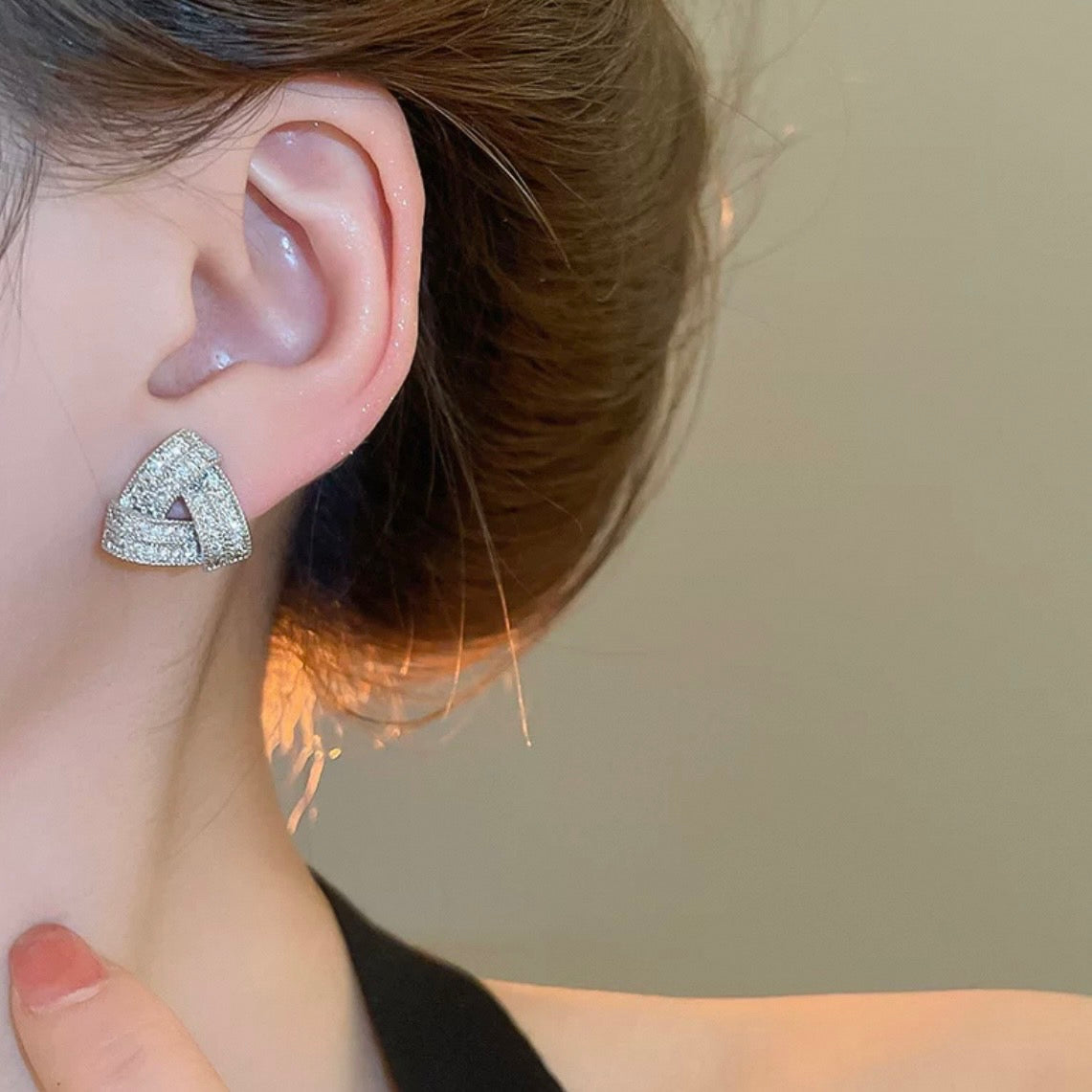 triangle shiny ribon pierce