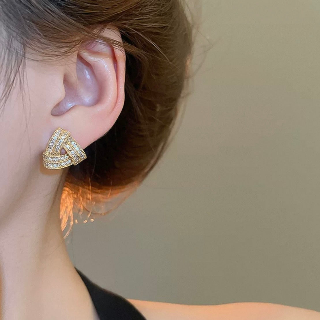 triangle shiny ribon pierce