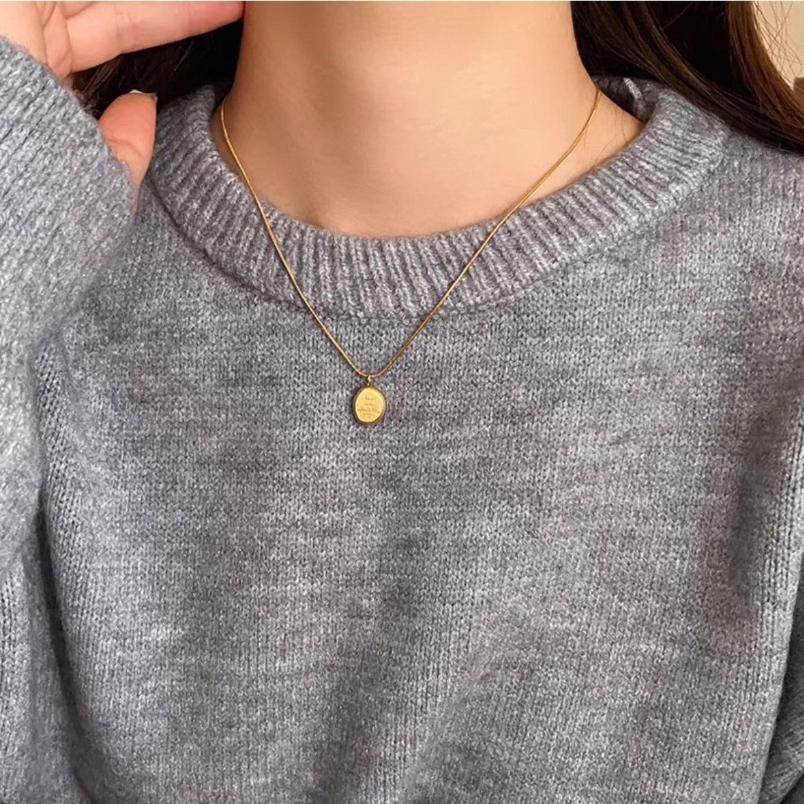 gold matte plate necklace