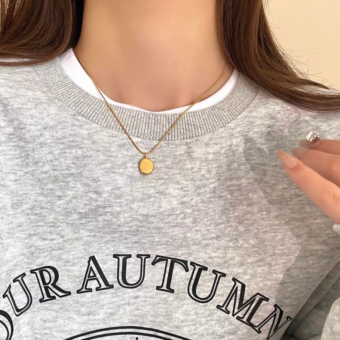gold matte plate necklace