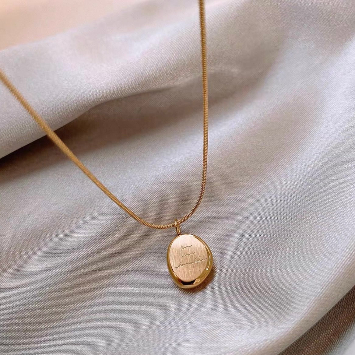 gold matte plate necklace