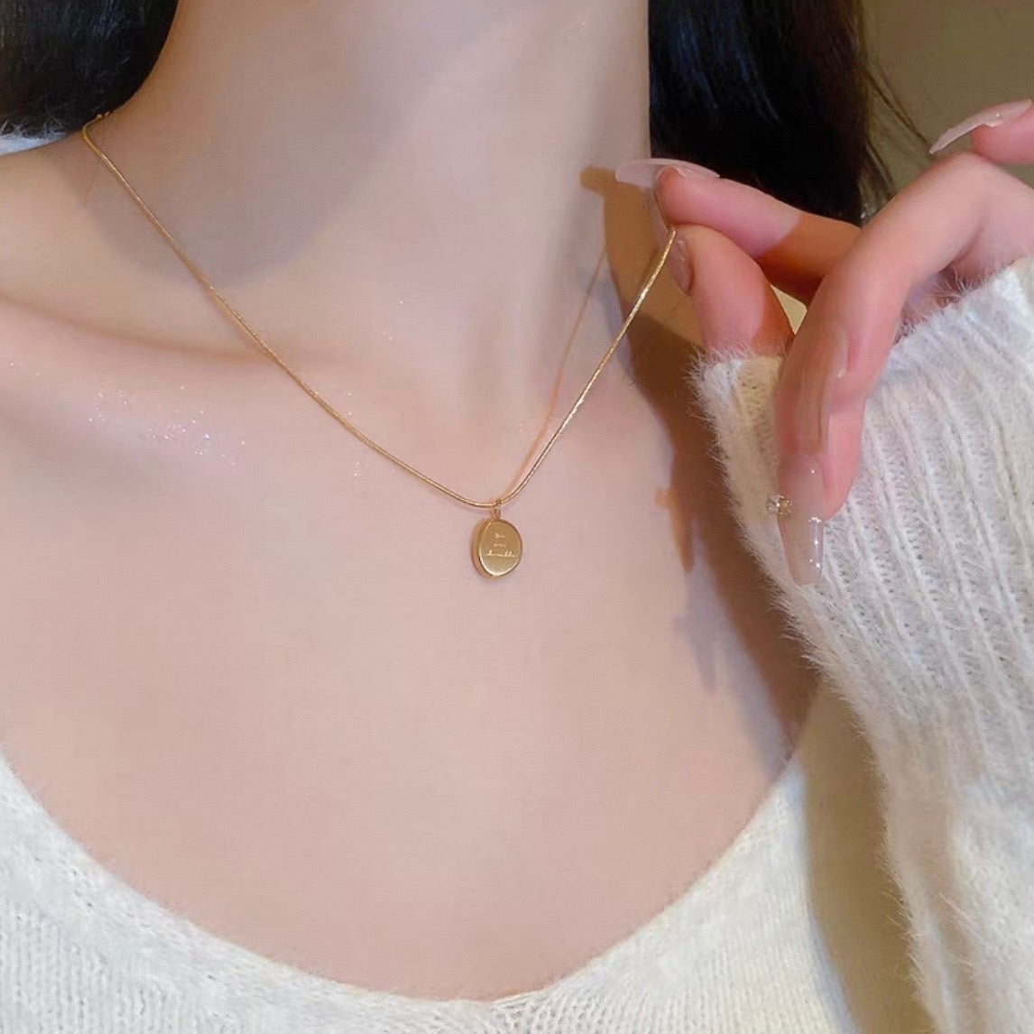 gold matte plate necklace