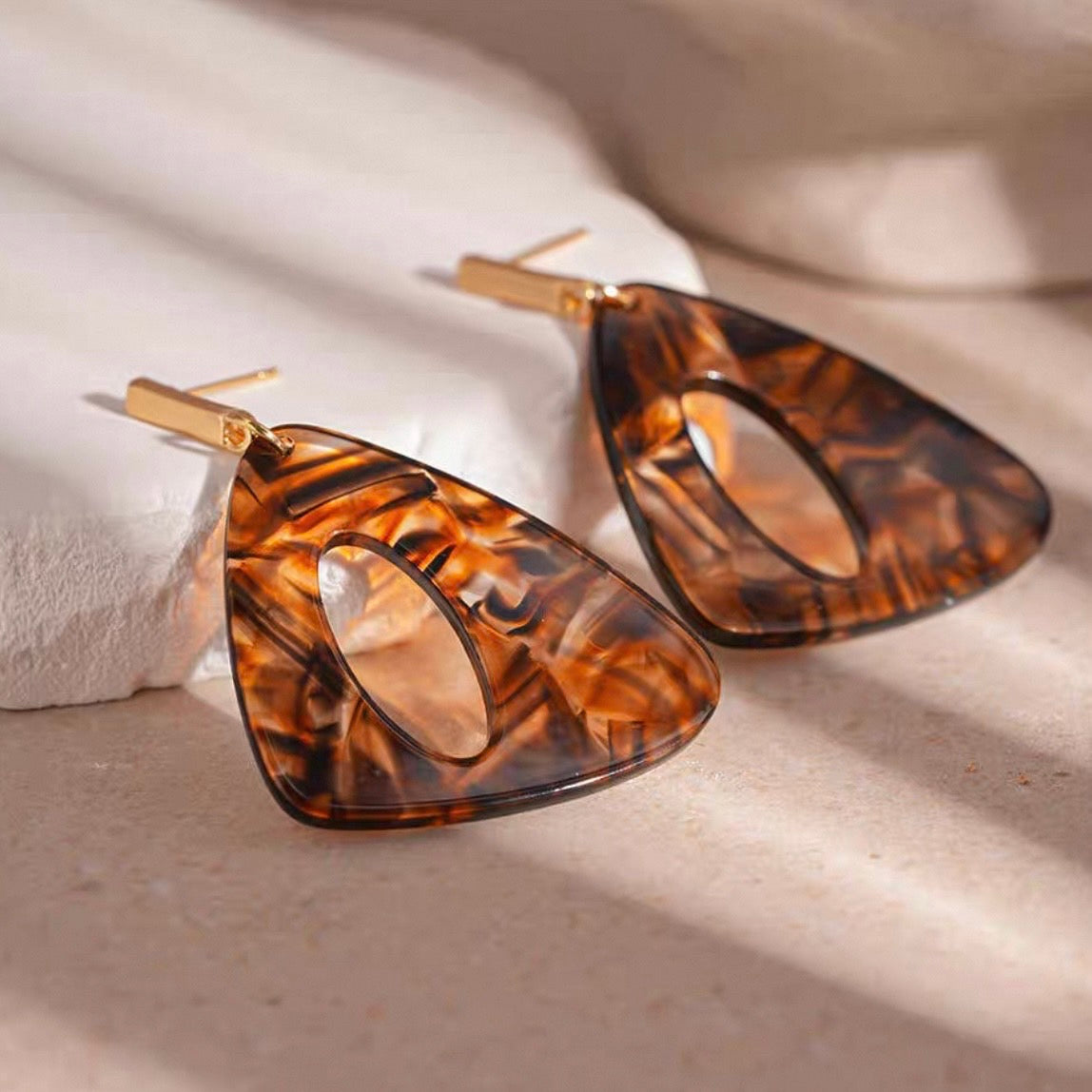 tortoise drop pierce