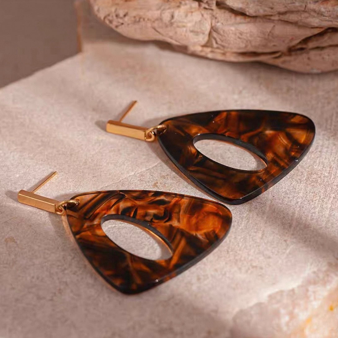 tortoise drop pierce
