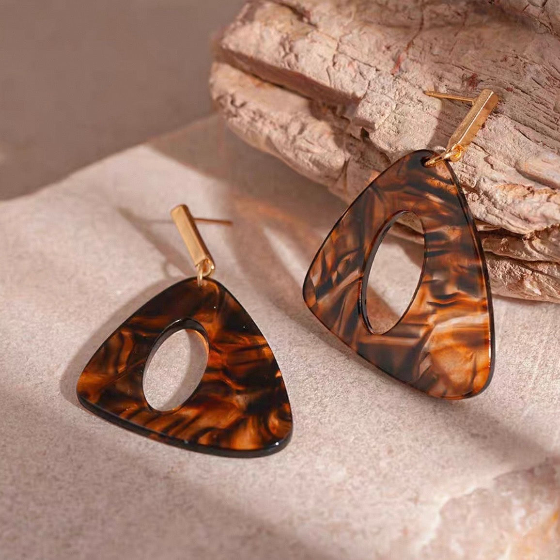 tortoise drop pierce