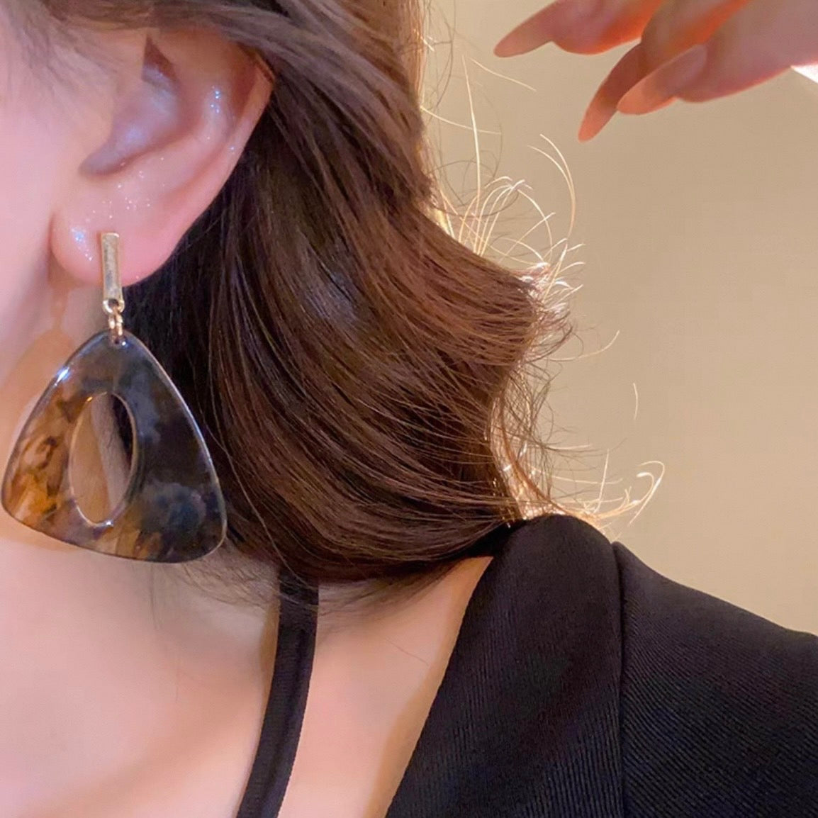 tortoise drop pierce