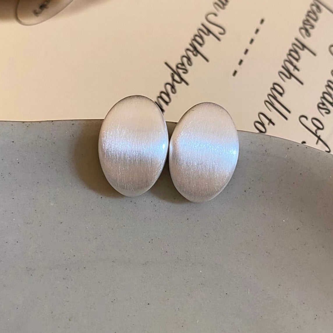 oval matte pierce