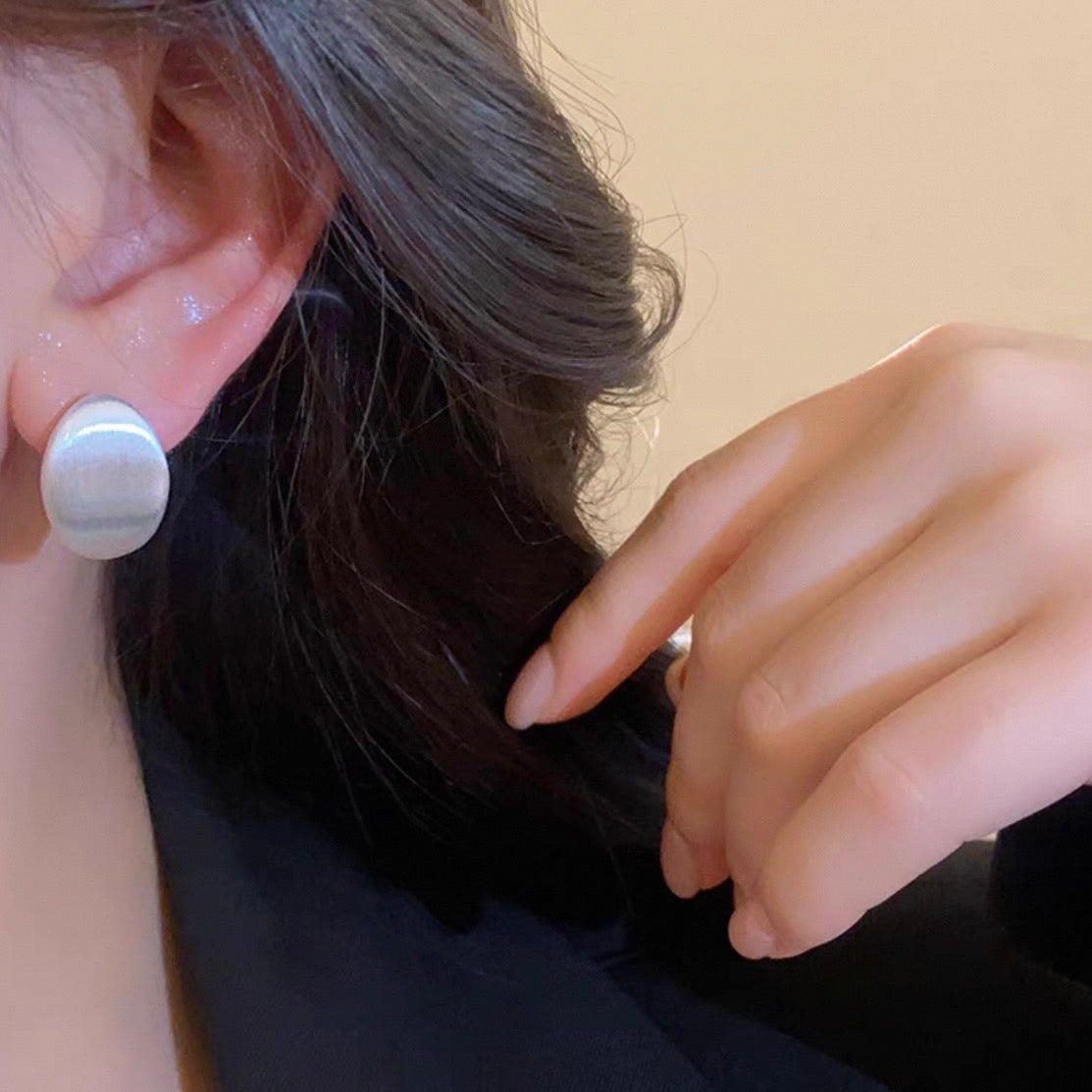 oval matte pierce