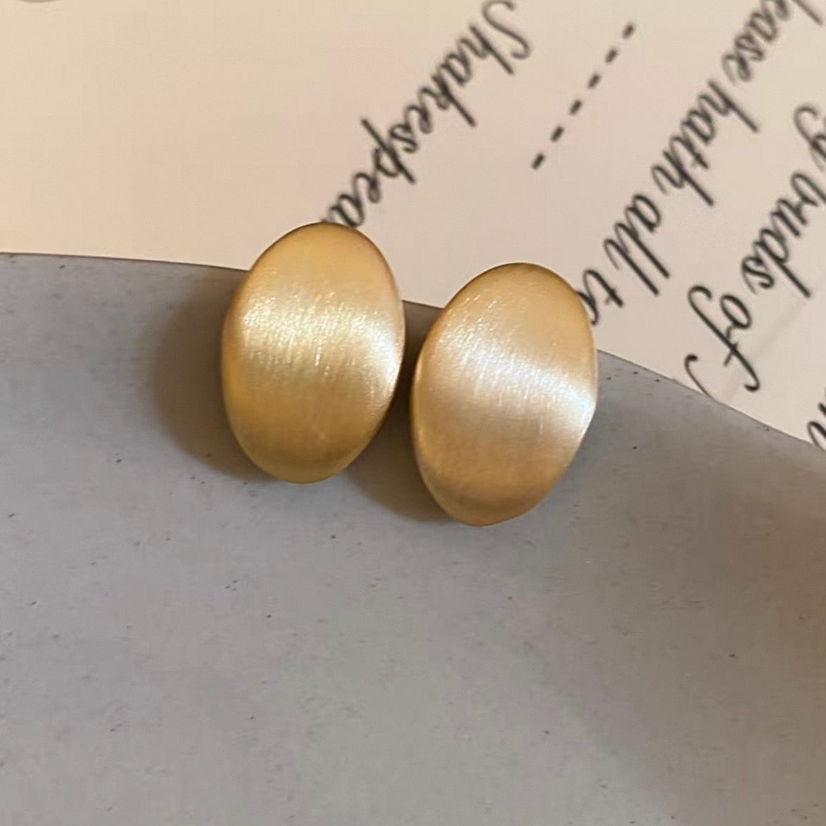 oval matte pierce
