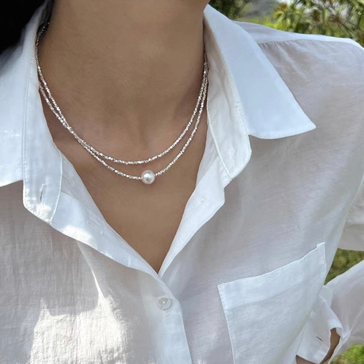 shimmer line necklace