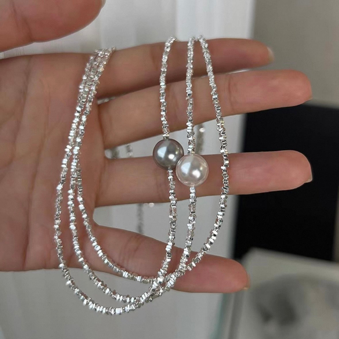 shimmer pearl necklace
