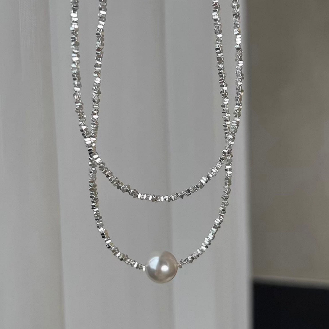 shimmer pearl necklace