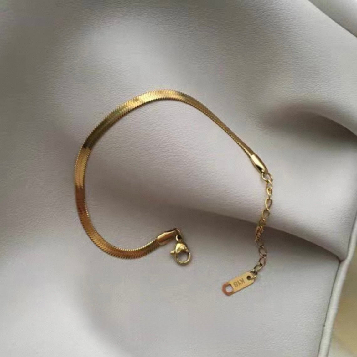 snake chain bracelet